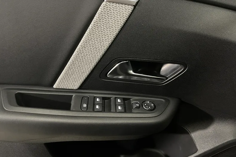 Citroën C4X din 2023 cu 98.472 km - oferta CIT201749 - foto 20