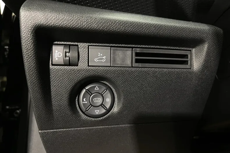 Citroën C4X din 2023 cu 98.472 km - oferta CIT201749 - foto 21