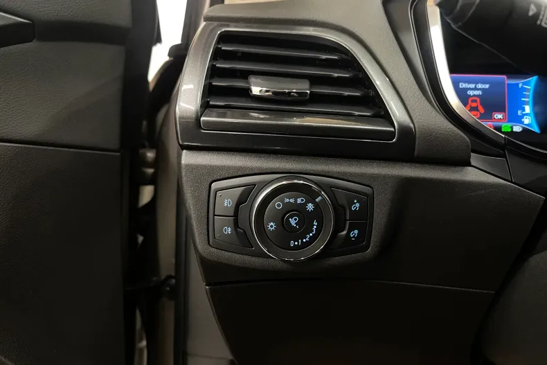 Ford Mondeo din 2021 cu 96.640 km - oferta FOR201751 - foto 24