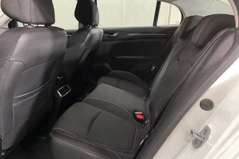 Renault Megane din 2021 cu 82.758 km - oferta REN201757 - foto 11