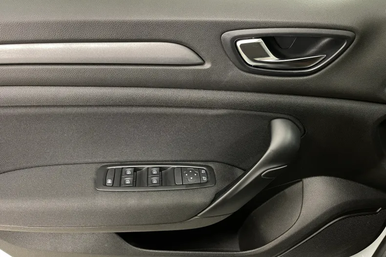 Renault Megane din 2021 cu 72.226 km - oferta REN201759 - foto 23