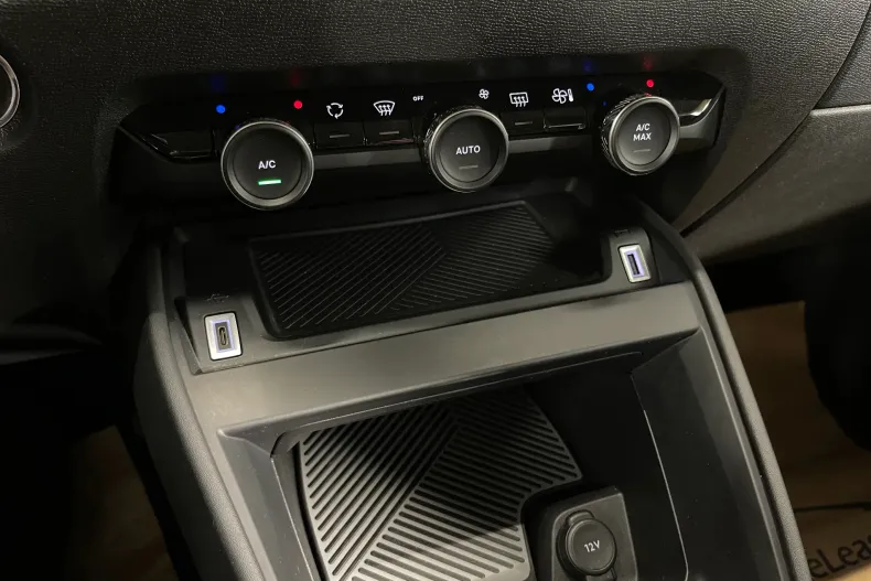 Citroën C4 din 2021 cu 102.147 km - oferta CIT201760 - foto 24