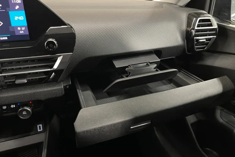 Citroën C4 din 2021 cu 102.147 km - oferta CIT201760 - foto 31