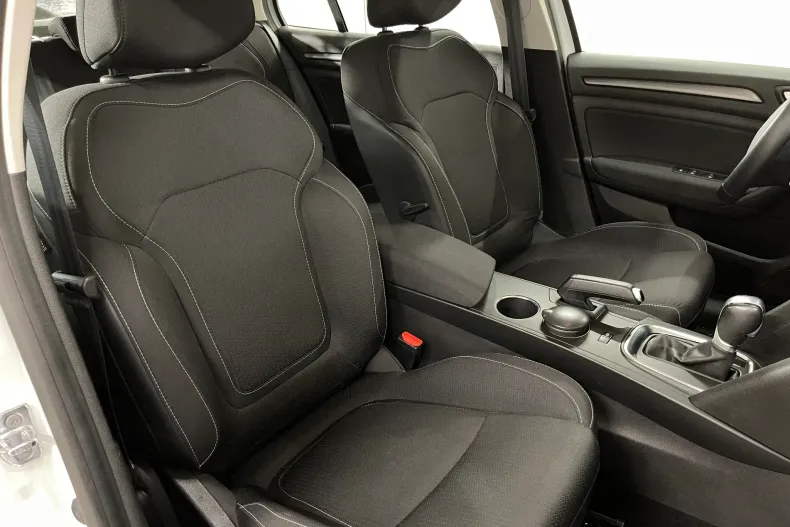 Renault Megane din 2021 cu 68.725 km - oferta REN201762 - foto 9