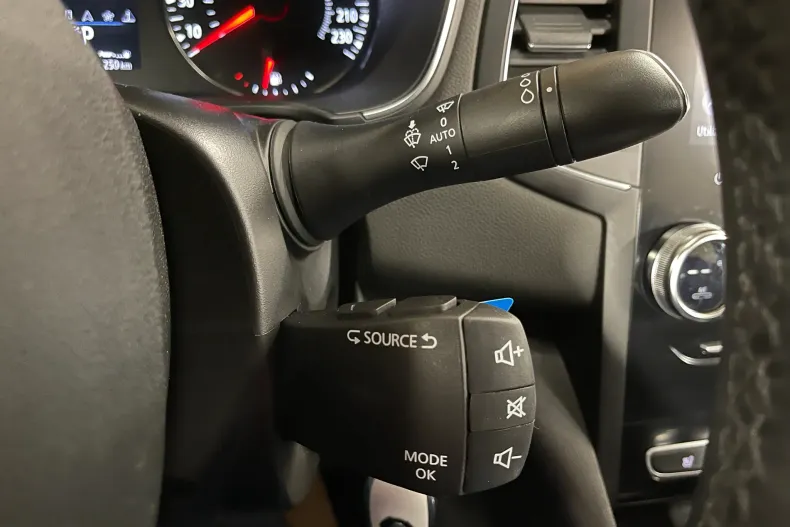 Renault Megane din 2021 cu 68.725 km - oferta REN201762 - foto 22