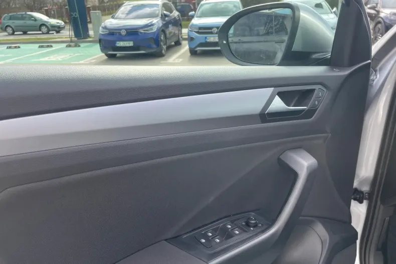 Volkswagen T-Roc din 2025 cu 1 km - oferta VOL201775 - foto 12