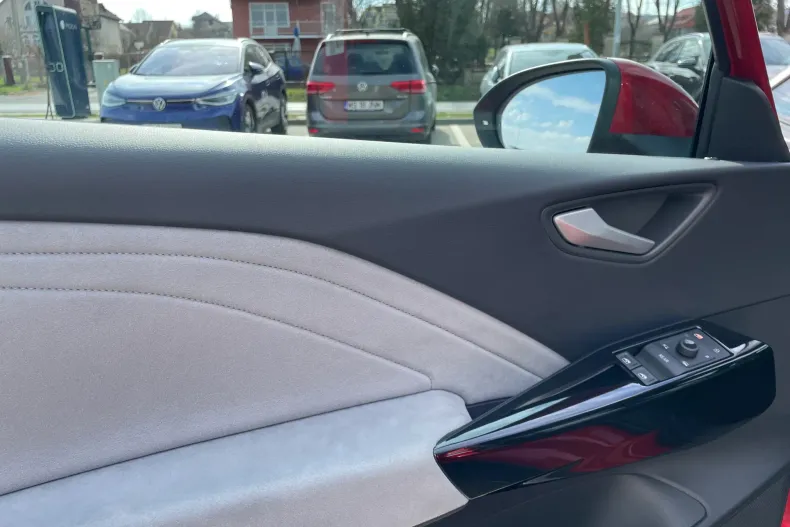 Volkswagen ID.3 din 2024 cu 6.676 km - oferta VOL201776 - foto 12