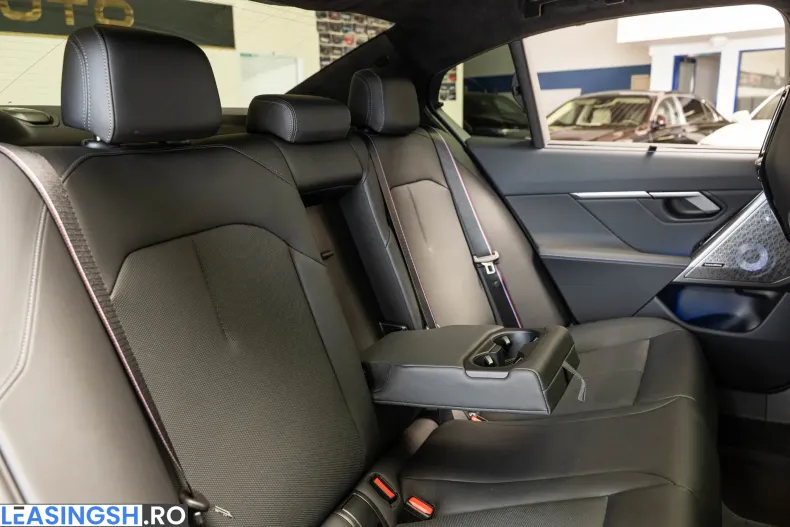 BMW M5 (Seria 5) din 2026 cu 25.410 km - oferta BMW201785 - foto 8