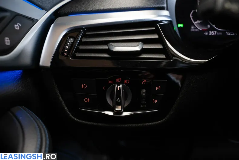 BMW 530d (Seria 5) din 2020 cu 112.850 km - oferta BMW201792 - foto 32