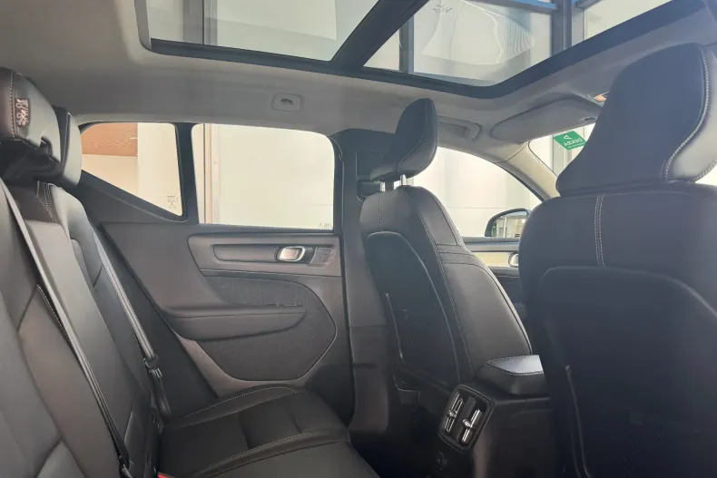 Volvo XC40 din 2021 cu 112.000 km - oferta VOL201795 - foto 15