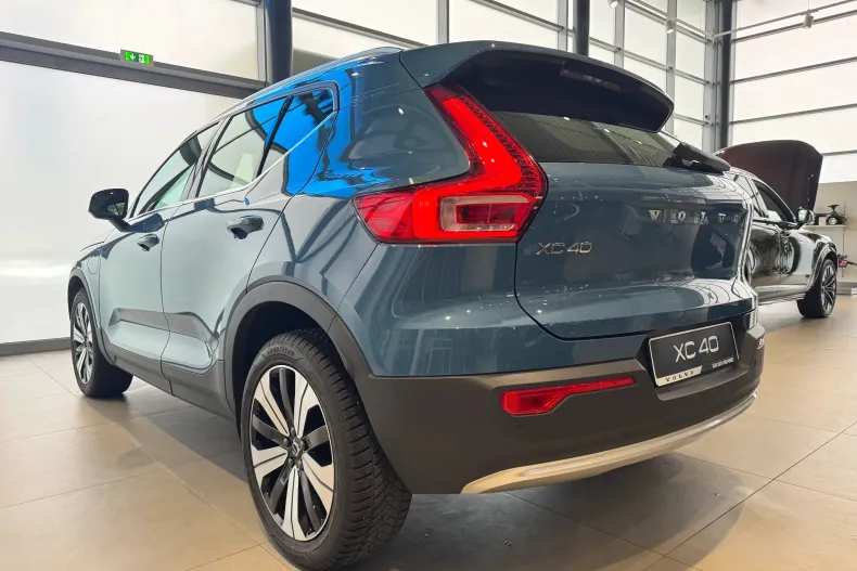 Volvo XC40 din 2023 cu 28.000 km - oferta VOL201796 - foto 7