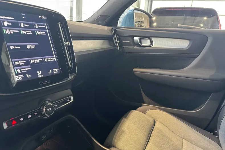 Volvo XC40 din 2023 cu 28.000 km - oferta VOL201796 - foto 20