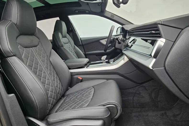 Audi Q8 din 2025 cu 10 km - oferta AUD201798 - foto 19