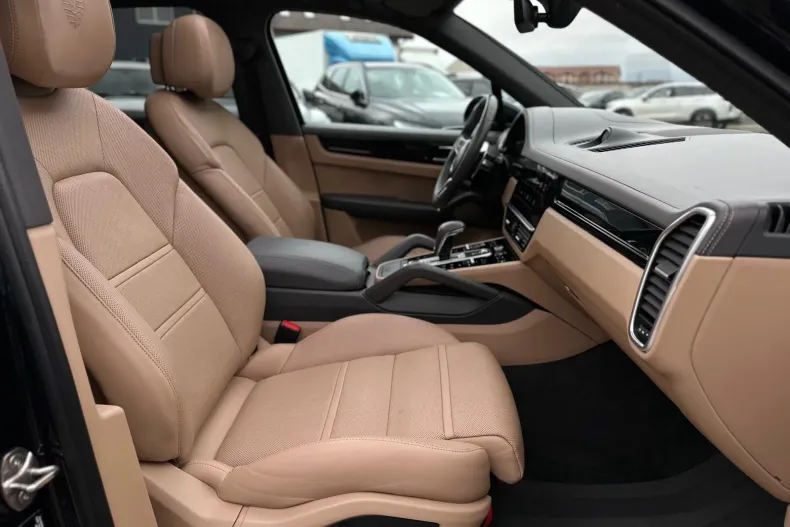 Porsche Cayenne din 2022 cu 136.321 km - oferta POR201801 - foto 26