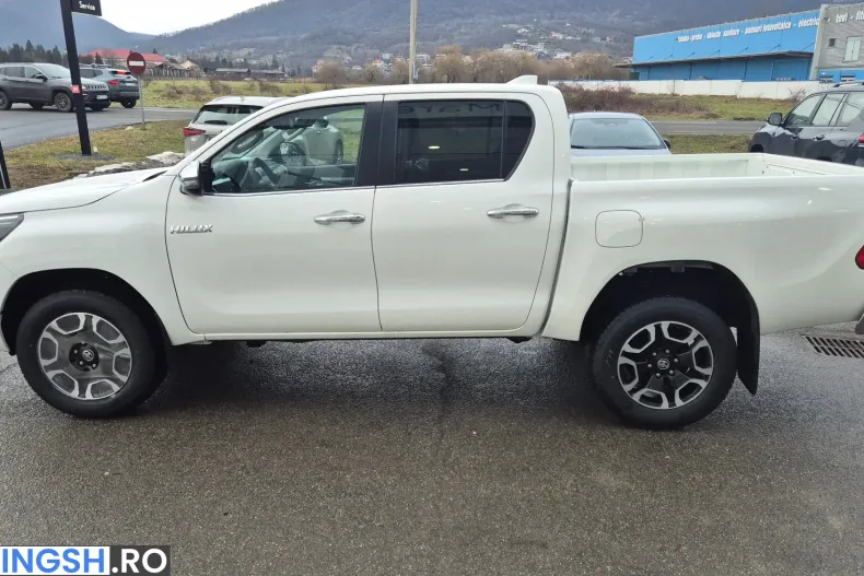 Toyota Hilux din 2025 cu 12 km - oferta TOY201805 - foto 7