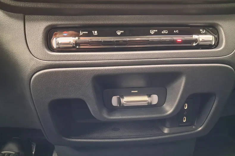 Mercedes-Benz Vito din 2026 cu 10 km - oferta MER201807 - foto 11