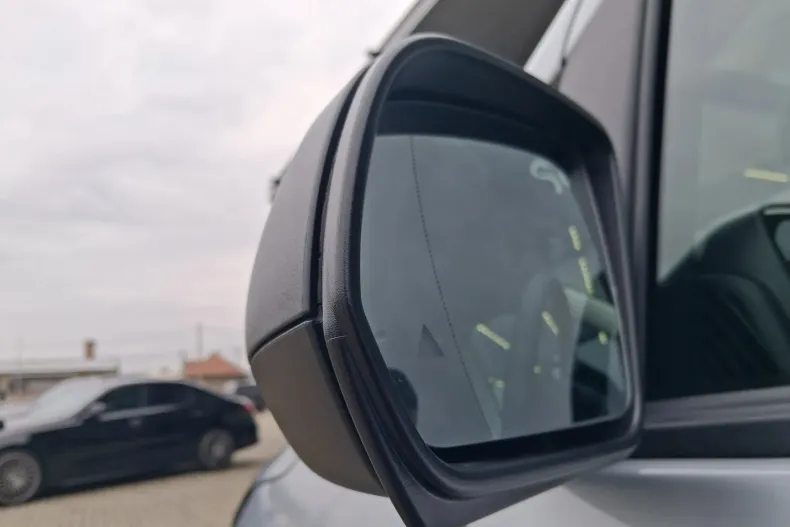 Mercedes-Benz Vito din 2026 cu 10 km - oferta MER201808 - foto 8