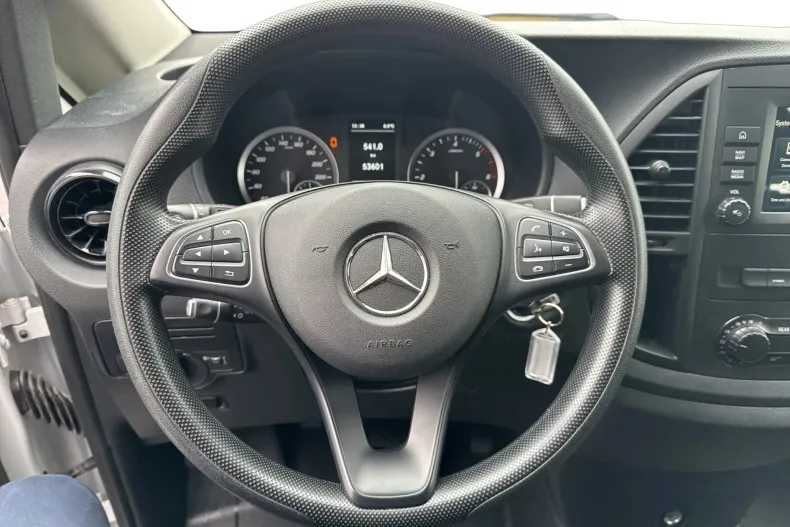 Mercedes-Benz Vito din 2023 cu 53.600 km - oferta MER201814 - foto 14