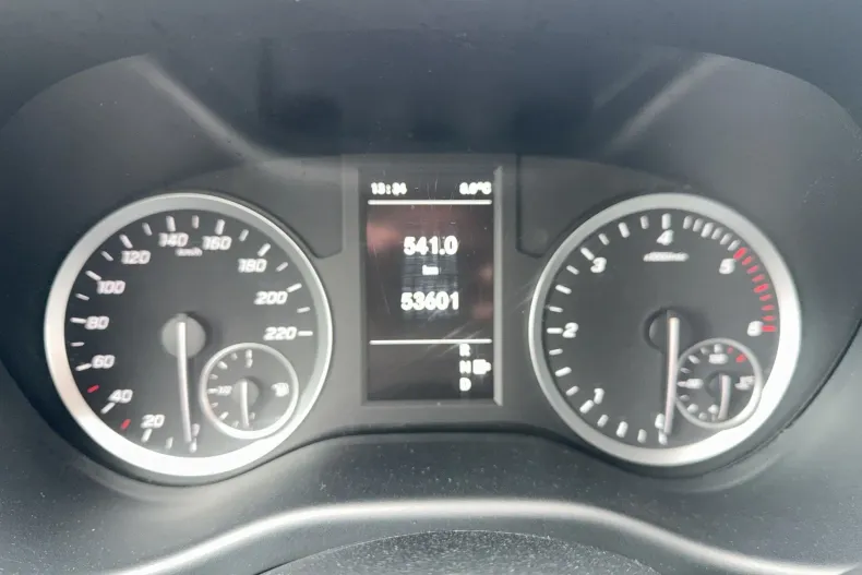 Mercedes-Benz Vito din 2023 cu 53.600 km - oferta MER201814 - foto 16