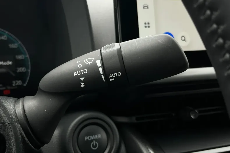 Toyota C-HR din 2024 cu 8.465 km - oferta TOY201818 - foto 18