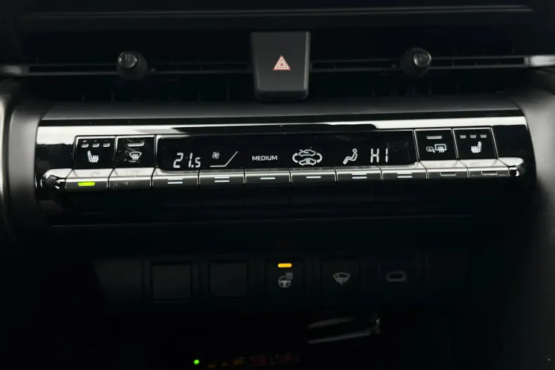 Toyota C-HR din 2024 cu 8.465 km - oferta TOY201818 - foto 22