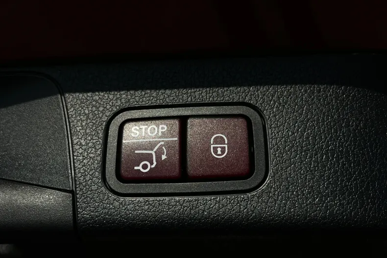 Mercedes-Benz GLB din 2020 cu 71.579 km - oferta MER201820 - foto 32