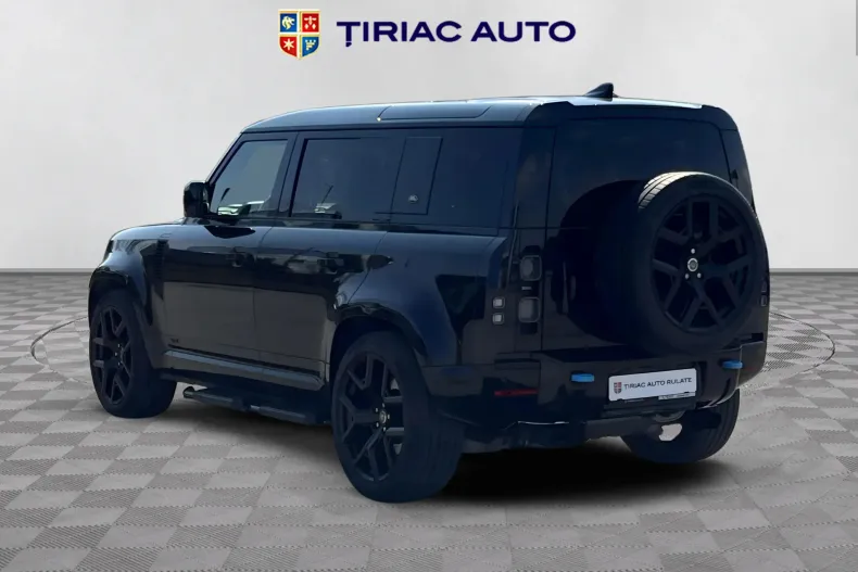 Land Rover Defender din 2022 cu 43.433 km - oferta LAN201821 - foto 4