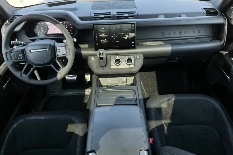 Land Rover Defender din 2022 cu 43.433 km - oferta LAN201821 - foto 15