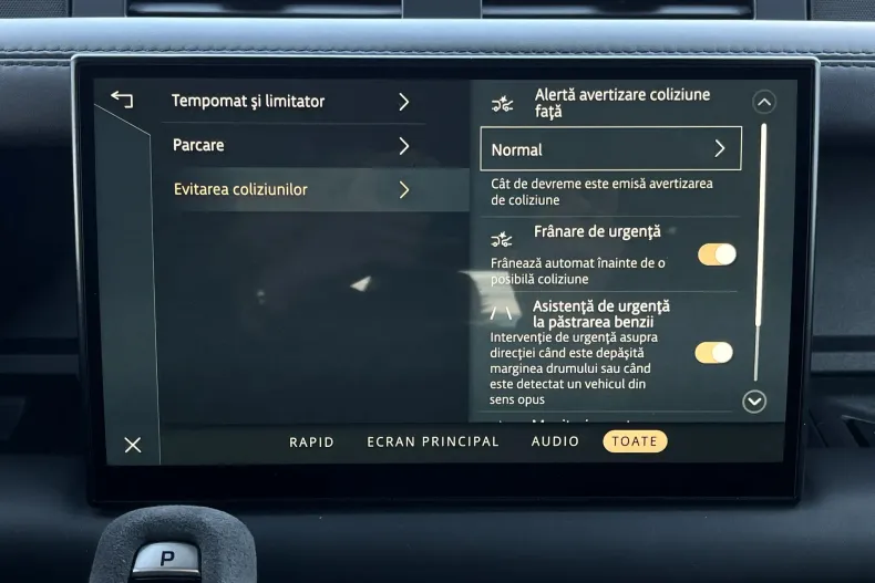 Land Rover Defender din 2022 cu 43.433 km - oferta LAN201821 - foto 31