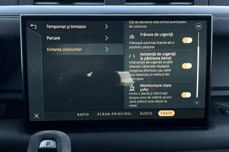 Land Rover Defender din 2022 cu 43.433 km - oferta LAN201821 - foto 32