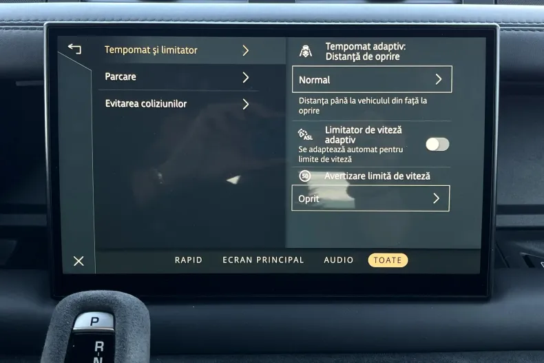 Land Rover Defender din 2022 cu 43.433 km - oferta LAN201821 - foto 34