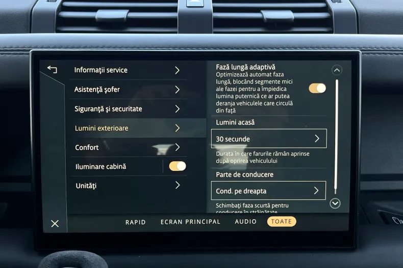 Land Rover Defender din 2022 cu 43.433 km - oferta LAN201821 - foto 35