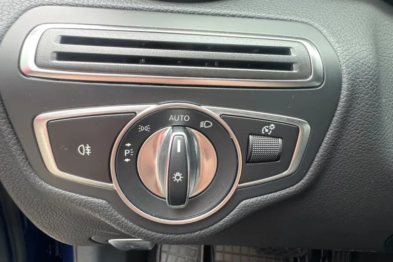 Mercedes-Benz C din 2020 cu 58.695 km - oferta MER201827 - foto 9