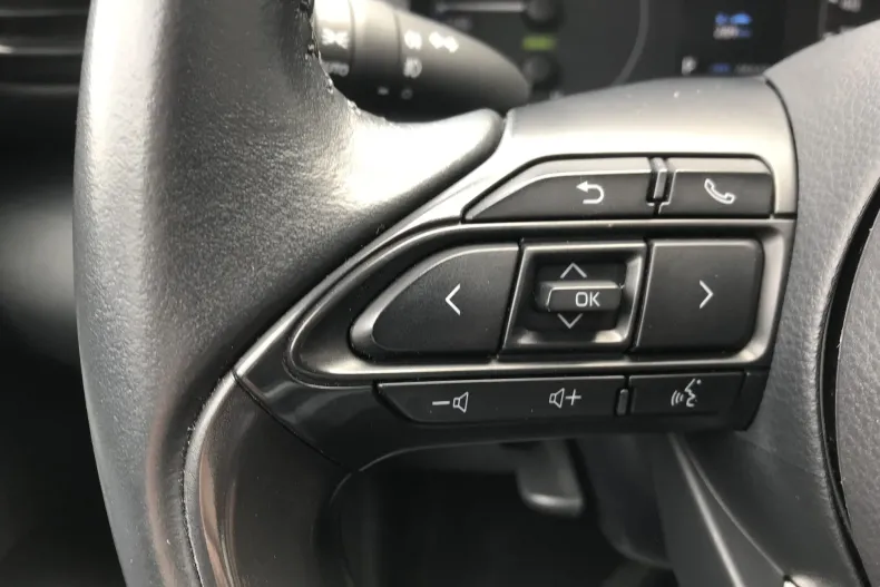 Toyota Yaris din 2022 cu 44.643 km - oferta TOY201845 - foto 18