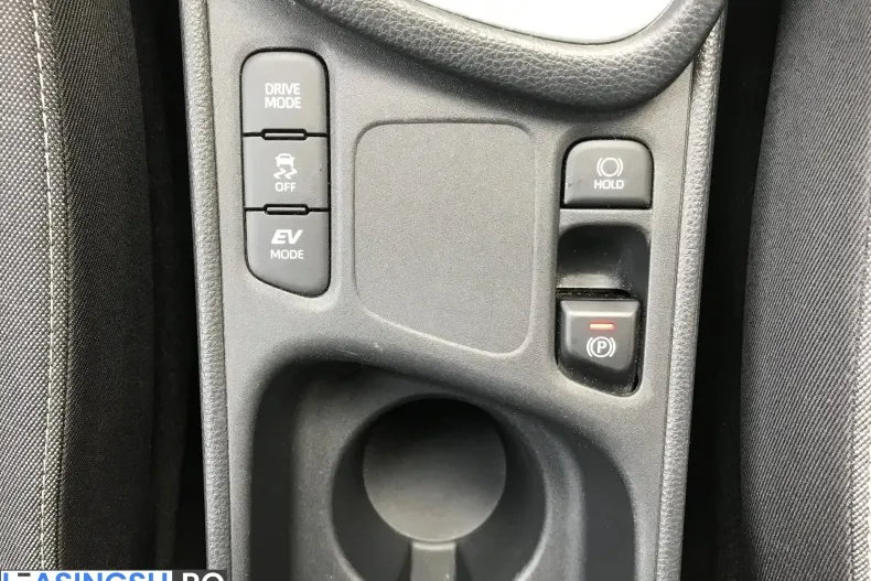 Toyota Yaris din 2022 cu 44.643 km - oferta TOY201845 - foto 34