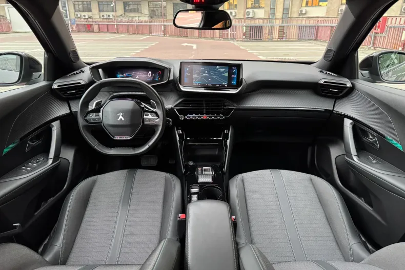 Peugeot 2008 din 2023 cu 99.800 km - oferta PEU201846 - foto 4