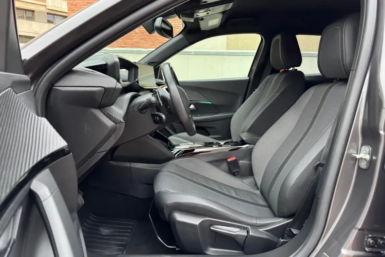 Peugeot 2008 din 2023 cu 99.800 km - oferta PEU201846 - foto 11