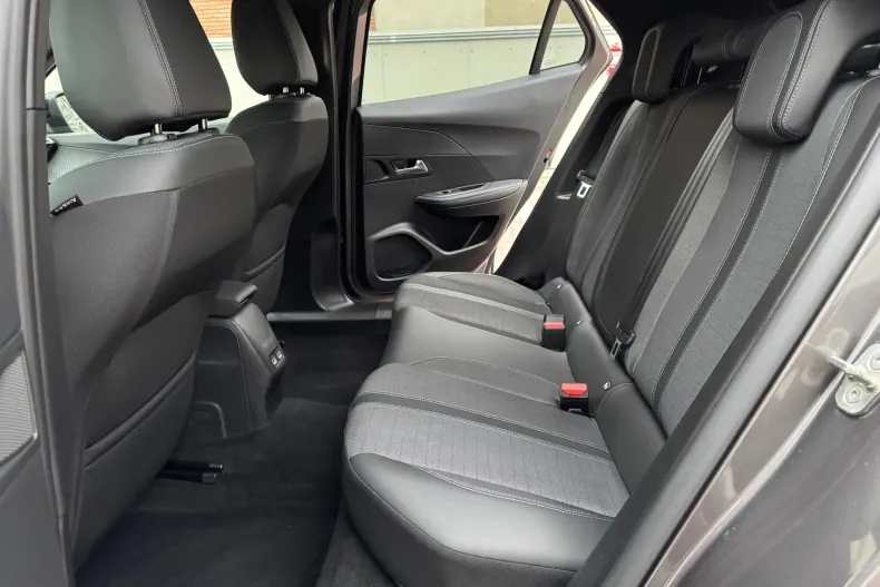 Peugeot 2008 din 2023 cu 99.800 km - oferta PEU201846 - foto 18