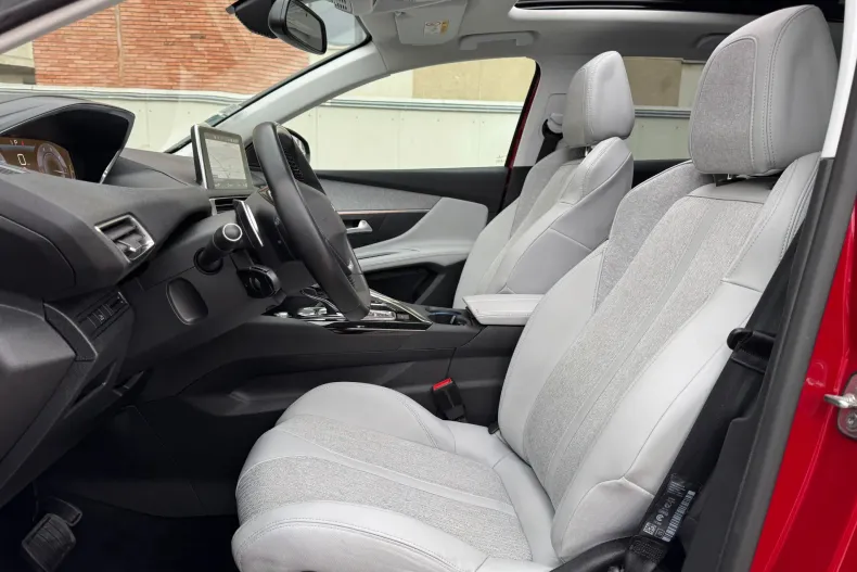 Peugeot 3008 din 2020 cu 133.000 km - oferta PEU201847 - foto 13