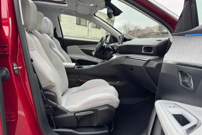 Peugeot 3008 din 2020 cu 133.000 km - oferta PEU201847 - foto 16