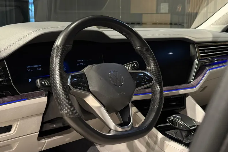 Volkswagen Touareg din 2020 cu 89.000 km - oferta VOL201853 - foto 17