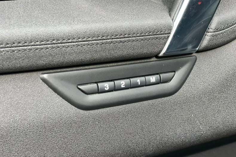 Land Rover Discovery Sport din 2023 cu 29.640 km - oferta LAN201857 - foto 31