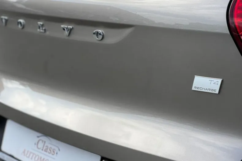 Volvo XC40 din 2021 cu 139.975 km - oferta VOL201863 - foto 9