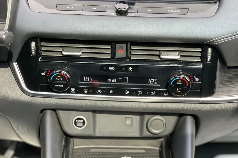 Nissan Qashqai din 2024 cu 23.447 km - oferta NIS201865 - foto 17