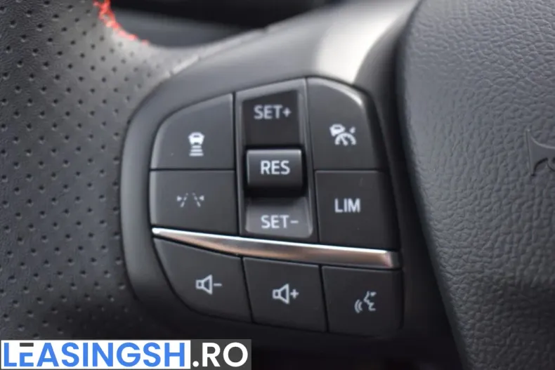 Ford Kuga din 2025 cu 1 km - oferta FOR201868 - foto 33