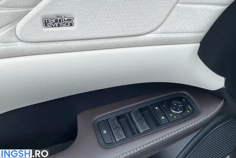 Lexus Seria RX din 2025 cu 8.299 km - oferta LEX201871 - foto 28