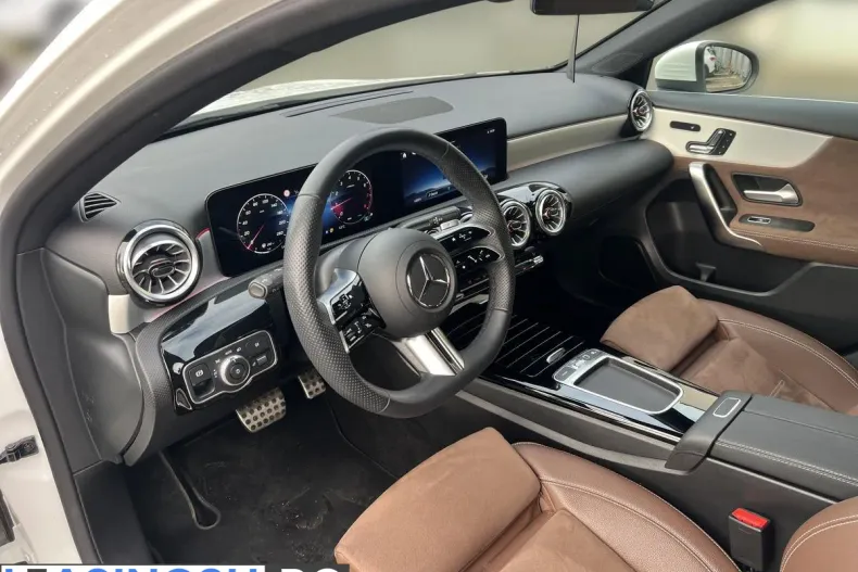 Mercedes-Benz A 200 (Clasa A) din 2025 cu 22.995 km - oferta MER201872 - foto 10