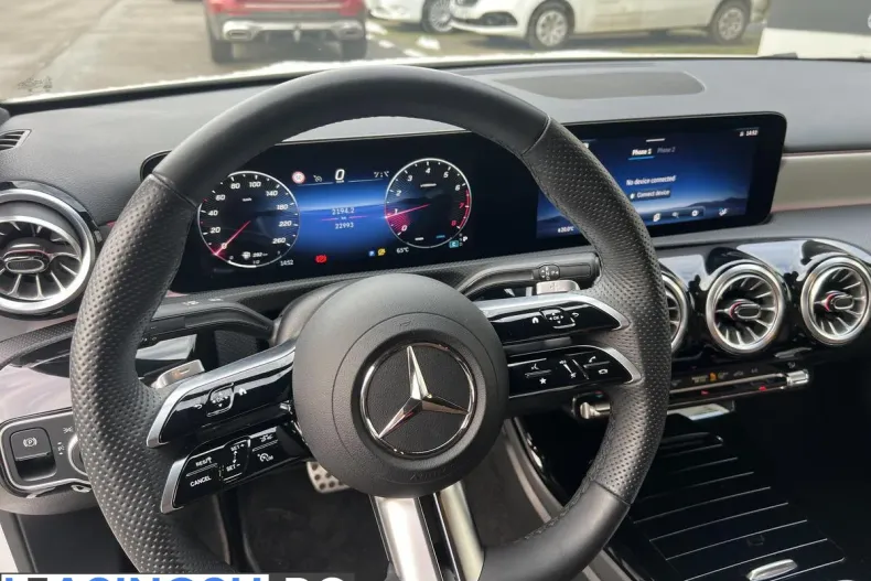 Mercedes-Benz A 200 (Clasa A) din 2025 cu 22.995 km - oferta MER201872 - foto 11