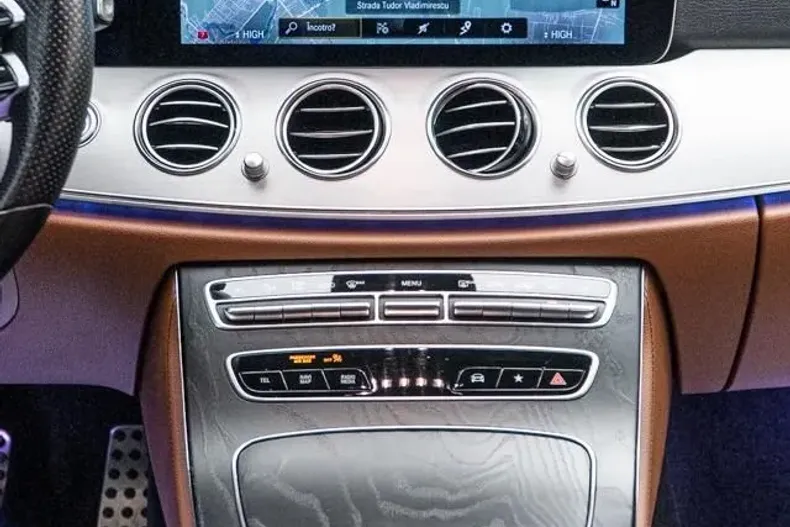 Mercedes-Benz E din 2021 cu 163.000 km - oferta MER201896 - foto 4