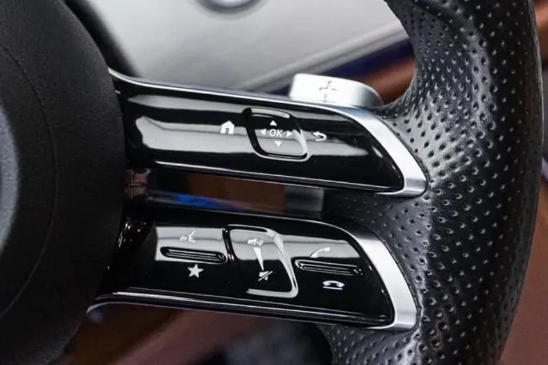 Mercedes-Benz E din 2021 cu 163.000 km - oferta MER201896 - foto 24